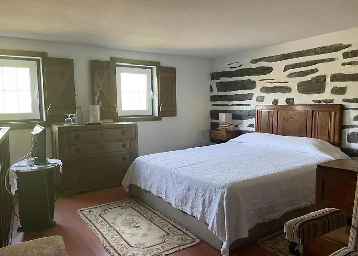 Quinta De Marrocos 팜스테이 *